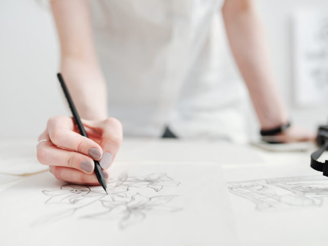 趣味のイラストで稼ぐ！副業におすすめのイラストのお仕事4選